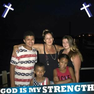 Meet your Posher, Crystal